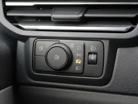 Ford Transit Custom 320 2.5 PHEV L2H1 Limited 232pk - 2x Schuifdeur - Trekhaak - Stoel/Stuurverwarming - ACC - Blindspot - Keyless - Rijklaar thumbnail 19