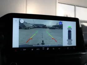 Ford Transit Custom 320 2.5 PHEV L2H1 Limited 232pk - 2x Schuifdeur - Trekhaak - Stoel/Stuurverwarming - Blindspot - Keyless - Rijklaar thumbnail 30