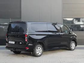 Ford Transit Custom 320 2.5 PHEV L2H1 Limited 232pk - 2x Schuifdeur - Trekhaak - Stoel/Stuurverwarming - Blindspot - Keyless - Rijklaar thumbnail 6