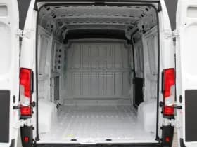 Opel Movano 33 2.2 CDTI 140pk L2H2 - Airco - Camera - Cruise - Blind Spot - 270 deuren - Rijklaar thumbnail 12