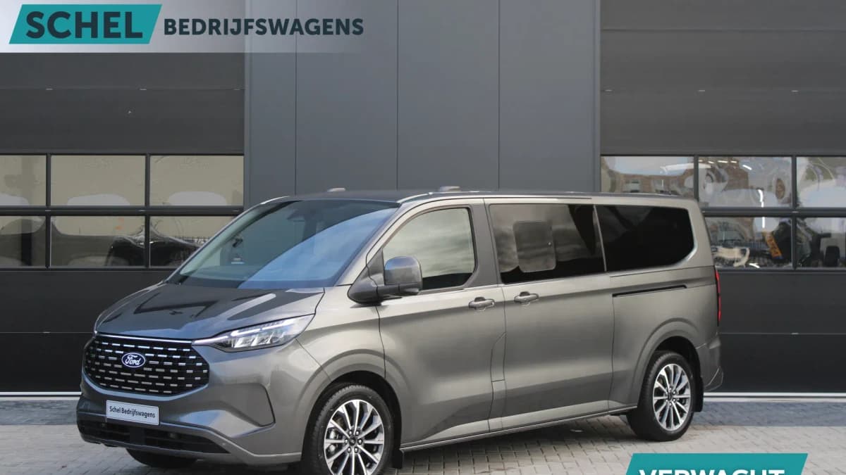 Ford Transit Custom Tourneo 340 2.5 PHEV L2H1 Titanium X 232pk - ACC - Pano - B&O - Elek. schuifdeuren - 360 camera - Elek-Trekhaak - Excl BTW - Rijklaar — foto 1