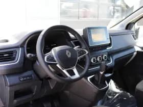 Renault Trafic 2.0 Blue dCi 170pk T29 L2H1 Extra DC - 2x Schuifdeur - Carplay - LED - Blind Spot - Navigatie - Camera - Trekhaak - Stoelverwarming - Rijklaar thumbnail 2