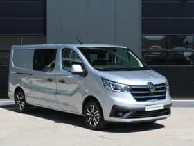 Renault Trafic 2.0 Blue dCi 170pk T29 L2H1 Extra DC - 2x Schuifdeur - Carplay - LED - Blind Spot - Navigatie - Camera - Trekhaak - Stoelverwarming - Rijklaar thumbnail 4