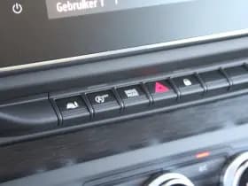 Renault Trafic 2.0 Blue dCi 170pk T29 L2H1 Extra DC - 2x Schuifdeur - Carplay - LED - Blind Spot - Navigatie - Camera - Trekhaak - Stoelverwarming - Rijklaar thumbnail 31