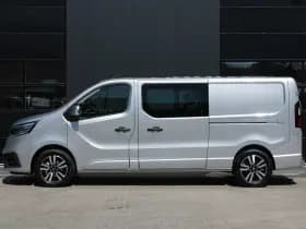 Renault Trafic 2.0 Blue dCi 170pk T29 L2H1 Extra DC - 2x Schuifdeur - Carplay - LED - Blind Spot - Navigatie - Camera - Trekhaak - Stoelverwarming - Rijklaar thumbnail 9