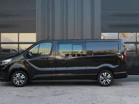 Renault Trafic 2.0 Blue dCi 170pk T29 L2H1 Extra DC - 2x Schuifdeur - Carplay - LED - Blind Spot - Navigatie - Camera - Trekhaak - Stoelverwarming - Rijklaar thumbnail 6
