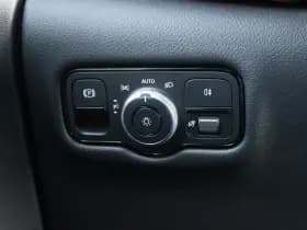 Mercedes-Benz V-Klasse 300d - Avantgarde - DC - 4-matic - 360 Cam - Multibeam - Elektrische schuifdeuren - Digitale spiegel - Volle auto - Rijklaar thumbnail 25