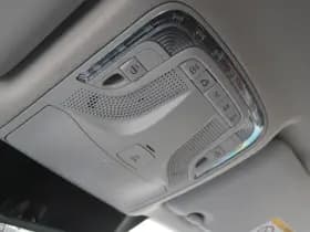 Mercedes-Benz V-Klasse 300d - Avantgarde - DC - 4-matic - 360 Cam - Multibeam - Elektrische schuifdeuren - Digitale spiegel - Volle auto - Rijklaar thumbnail 41