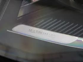 Mercedes-Benz V-Klasse 300d - Avantgarde - DC - 4-matic - 360 Cam - Multibeam - Elektrische schuifdeuren - Digitale spiegel - Volle auto - Rijklaar thumbnail 44