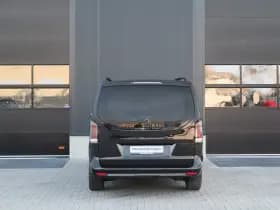 Mercedes-Benz V-Klasse 300d - Avantgarde - DC - 4-matic - 360 Cam - Multibeam - Elektrische schuifdeuren - Digitale spiegel - Volle auto - Rijklaar thumbnail 7