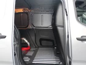 Peugeot E-Partner 136 L1 50 kWh 136pk - Airco - Cruise - PDC - Camera - Stoelverwarming - Rijklaar thumbnail 37