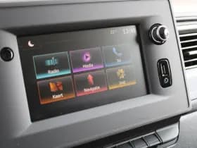 Renault Master T35 2.3 dCi 180pk L3H2 - Airco - Navigatie - Camera - Cruise - Parkeersensoren - 105l tank - Rijklaar thumbnail 11