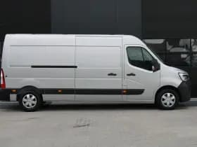 Renault Master T35 2.3 dCi 180pk L3H2 - Airco - Navigatie - Camera - Cruise - Parkeersensoren - 105l tank - Rijklaar thumbnail 26