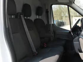 Ford Transit 350 2.0 TDCI L4H3 Trend RWD 130pk - 270gr deuren - Camera - Cruise - Carplay - Airco - PDC - Rijklaar thumbnail 32