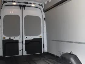 Ford Transit 350 2.0 TDCI L4H3 Trend RWD 130pk - 270gr deuren - Camera - Cruise - Carplay - Airco - PDC - Rijklaar thumbnail 11