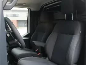 Kia PV5 L2H1 Essential 71.2 kWh 164pk - 416km WLTP - Stoel/Stuurverwarming - Keyless - V2L - Camera - ACC met stuurhulp - Rijklaar thumbnail 17