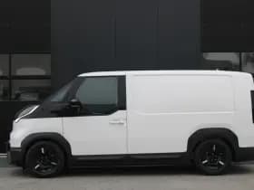 Kia PV5 L2H1 Essential 71.2 kWh 164pk - 416km WLTP - Stoel/Stuurverwarming - Keyless - V2L - Camera - ACC met stuurhulp - Rijklaar thumbnail 9