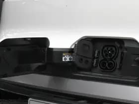 Kia PV5 L2H1 Essential 71.2 kWh 164pk - 416km WLTP - Stoel/Stuurverwarming - Keyless - V2L - Camera - ACC met stuurhulp - Rijklaar thumbnail 10