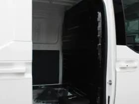 Kia PV5 L2H1 Essential 71.2 kWh 164pk - 416km WLTP - Stoel/Stuurverwarming - Keyless - V2L - Camera - ACC met stuurhulp - Rijklaar thumbnail 14