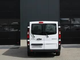 Renault Trafic Passenger 2.0 dCi 120 Grand Life 120pk 9 Zits - Prijs incl. BTW - Airco - Cruise - LED - Navi - Bluetooth - Rijklaar thumbnail 6