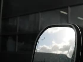 Ford Transit Custom 340 2.5 PHEV L2H1 Limited 232pk 9 Zits - Keyless - ACC - Blindspot - Camera - Carplay - Navi - Prijs excl. BTW - Rijklaar thumbnail 17