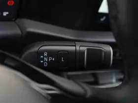 Ford Transit Custom 340 2.5 PHEV L2H1 Limited 232pk 9 Zits - Keyless - ACC - Blindspot - Camera - Carplay - Navi - Prijs excl. BTW - Rijklaar thumbnail 23