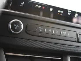 Ford Transit Custom 340 2.5 PHEV L2H1 Limited 232pk 9 Zits - Keyless - ACC - Blindspot - Camera - Carplay - Navi - Prijs excl. BTW - Rijklaar thumbnail 31