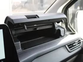 Ford Transit Custom 340 2.5 PHEV L2H1 Limited 232pk 9 Zits - Keyless - ACC - Blindspot - Camera - Carplay - Navi - Prijs excl. BTW - Rijklaar thumbnail 32