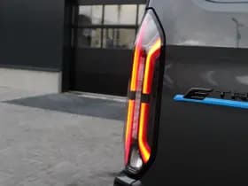 Ford E-Transit Custom 340 L2H1 Limited 65 kWh 218pk - LED - 360 Camera - B&O - ACC - Navi - Stoel/Stuurverwarming - Rijklaar thumbnail 10