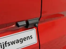 Ford Transit Custom 320 2.0 TDCI L2H1 Limited 170pk - 1+1 Stoelopstelling - 2x Schuifdeur - Adaptive Cruise - Verwarmd stuur - Blind spot - Navigatie - Camera - Draadloos laden - Rijklaar thumbnail 11