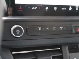 Ford Transit Custom 320 2.0 TDCI L2H1 Limited 170pk - 1+1 Stoelopstelling - 2x Schuifdeur - Adaptive Cruise - Verwarmd stuur - Blind spot - Navigatie - Camera - Draadloos laden - Rijklaar thumbnail 32