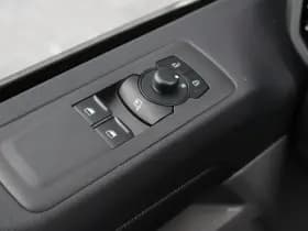 Ford Transit Custom 340 2.5 PHEV L2H1 Kombi Trend 9 zits - 2x Schuif - Navi - Trekhaak - LED - Stoel-stuurverwarming - Prijs exclusief BTW - Rijklaar thumbnail 18