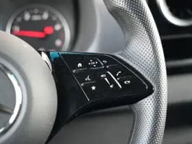 Mercedes-Benz Sprinter thumbnail 23