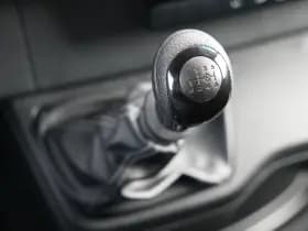 Mercedes-Benz Sprinter thumbnail 33