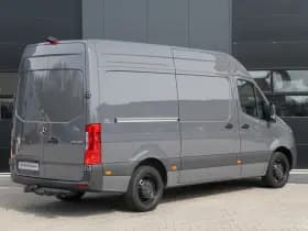 Mercedes-Benz Sprinter thumbnail 5