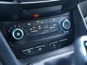 Ford Transit Connect thumbnail 26