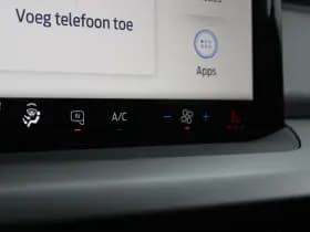 Ford E-Transit Courier thumbnail 23