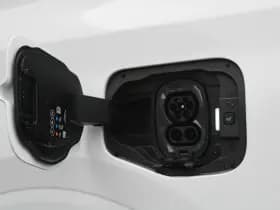 Ford E-Transit Courier thumbnail 24