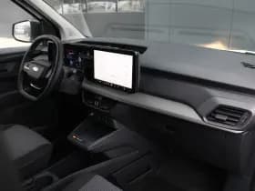 Ford E-Transit Courier thumbnail 43