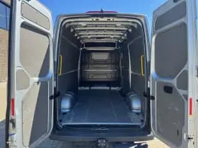 Volkswagen Crafter thumbnail 9