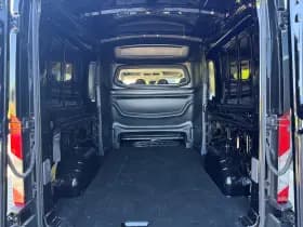 Ford Transit thumbnail 18