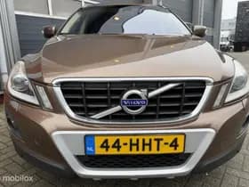 Volvo XC60 thumbnail 8