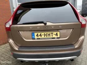 Volvo XC60 thumbnail 9