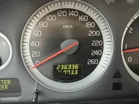 Volvo XC90 thumbnail 7