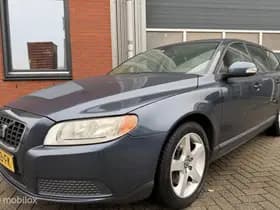 Volvo V70 thumbnail 2