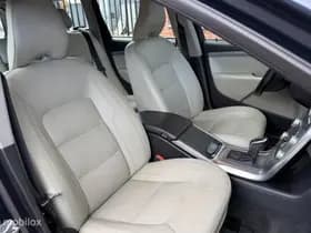 Volvo V70 thumbnail 14