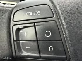 Volvo V70 thumbnail 32