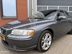 Volvo S60 thumbnail 2