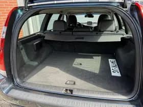 Volvo V70 thumbnail 16