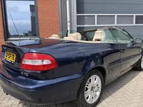 Volvo C70 thumbnail 4